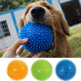 Pet Dog Toys Cat Puppy Sounding Toy Polka Squeaky Tooth Cleaning Ball TPR Training Pet Teeth Chewing Toy Thorn Balls Accessories (Color: Green, size: M-9CM)